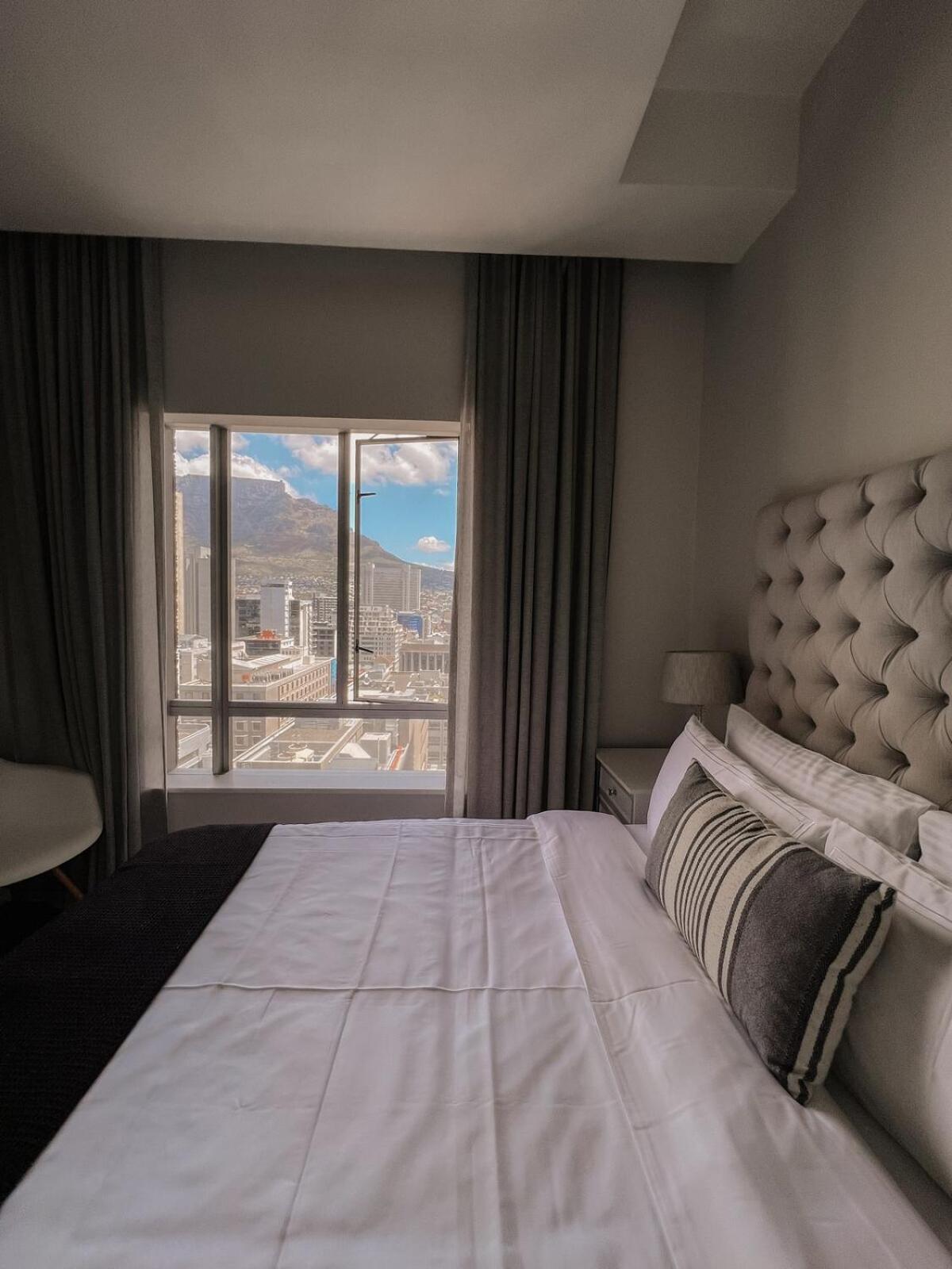 Stonehill Centre Apartment