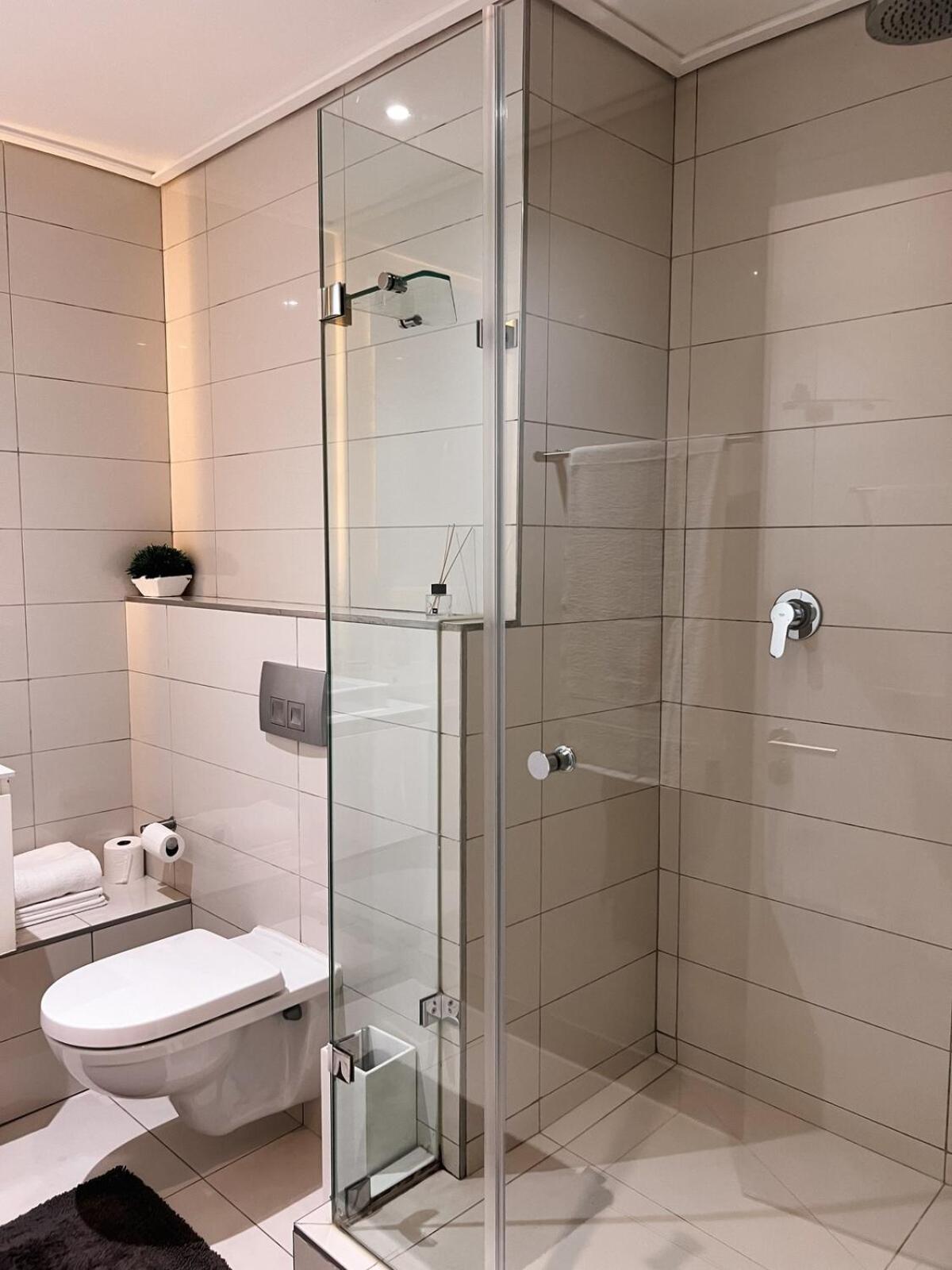 Apartment Stonehill Centre Cape Town