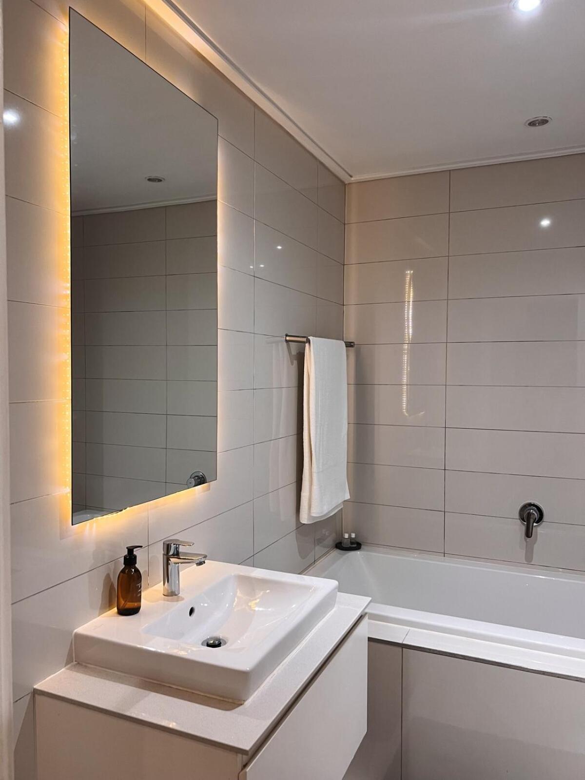 Stonehill Centre Apartment *