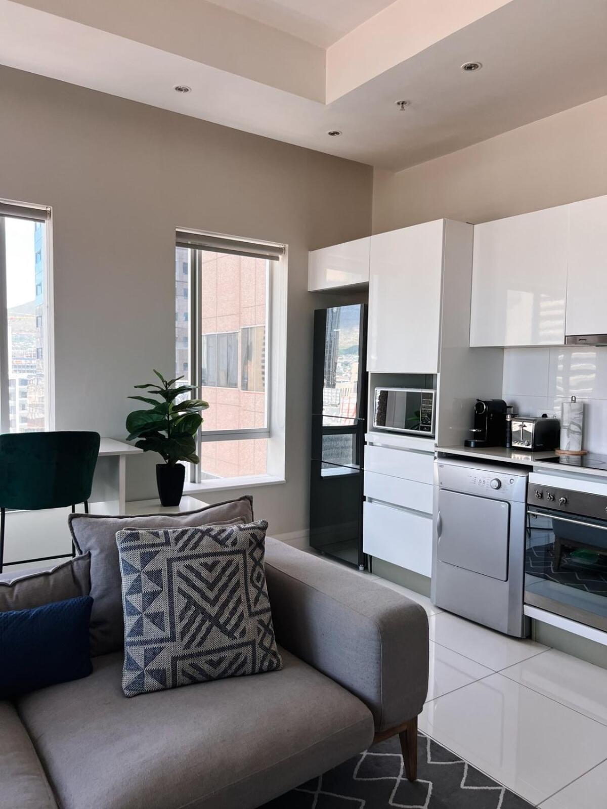 Apartment Stonehill Centre *